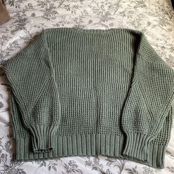 AE Knitted Sweater - Picture 3 of 3